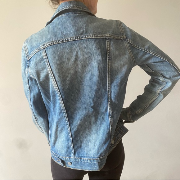 The perfect denim jacket by Levi’s - Picture 2 of 5